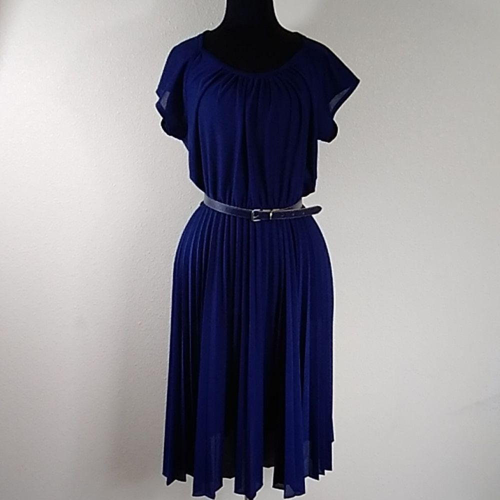 VINTAGE PREMISES PREMISES WOMEN DRESS SIZE M BELT NOT INCLUDED